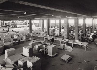 Från 1958-59 vid starten av PM 1 och PM 2. Pappersarken räknades till ”ris", 500 ark/paket som sedan lades ihop till en bal-form. Försågs med träskydd på sidorna och bandades. Träskydden gjordes av Sundsvalls fönsterfabrik, SCA-ägt. SCA exporterade balarna till bla.a. Janer Sydamerika. Rullmaskiner, omrullningsmaskin och arkmaskiner var av typ Jagenberg.