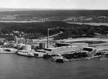 Fabriken, exteriör 4 augusti 1965. Ortvikens pappersbruk 1956-
