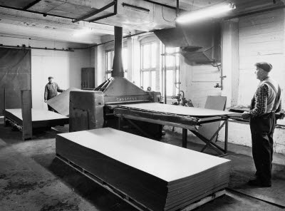 Fabriken, interiör från olika avdelningar 1956. Johannedal (board och plywood)
