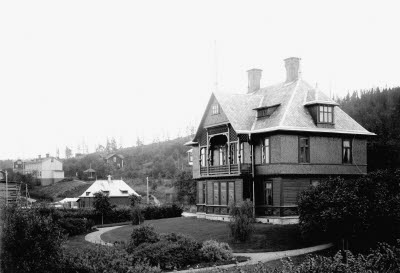 Skönviks herrgård, exteriör den 9 september 1900.  Skönviks sågverk 1861-1951