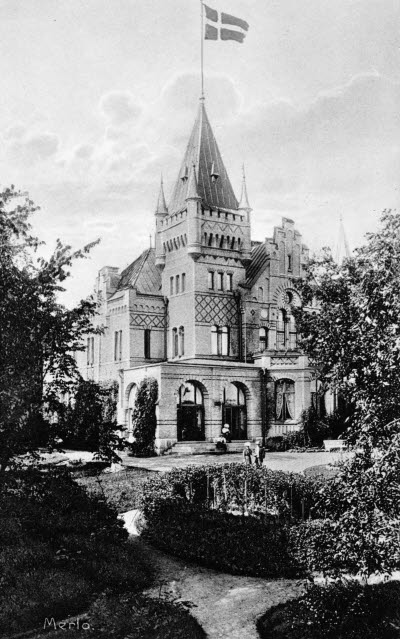 Slottet, exteriörer med parken i förgrunden, 1910. Merlo 1883-